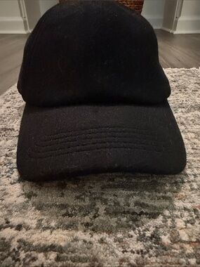 GAP Black Wool Baseball Cap